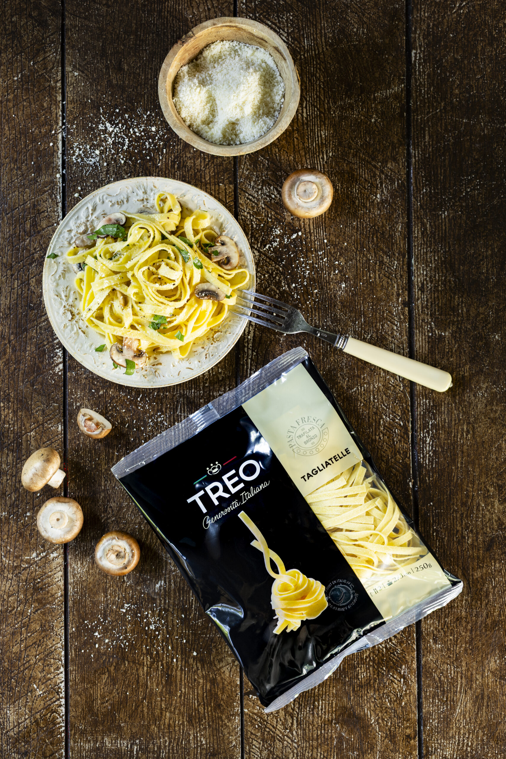 photographie culinaire, photo produit, e-commerce, packshot, food photography, gastronomie italienne, mise en scène, stylisme culinaire, packaging, catalogue, communication visuelle, artisanat, professionnel, branding, publicité, marketing digital, haute qualité, réseaux sociaux, menu, restaurant, épicerie fine, gourmand, authentique, visuel publicitaire, direction artistique