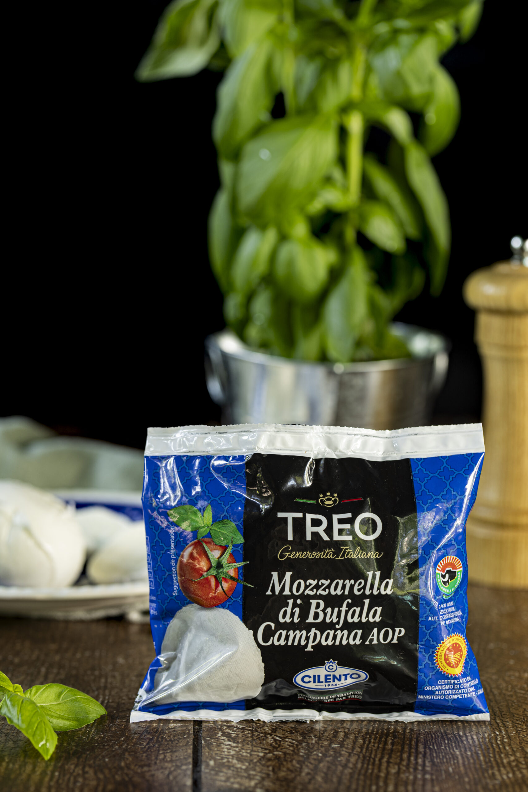 photographie culinaire, photo produit, e-commerce, packshot, food photography, gastronomie italienne, mise en scène, stylisme culinaire, packaging, catalogue, communication visuelle, artisanat, professionnel, branding, publicité, marketing digital, haute qualité, réseaux sociaux, menu, restaurant, épicerie fine, gourmand, authentique, visuel publicitaire, direction artistique