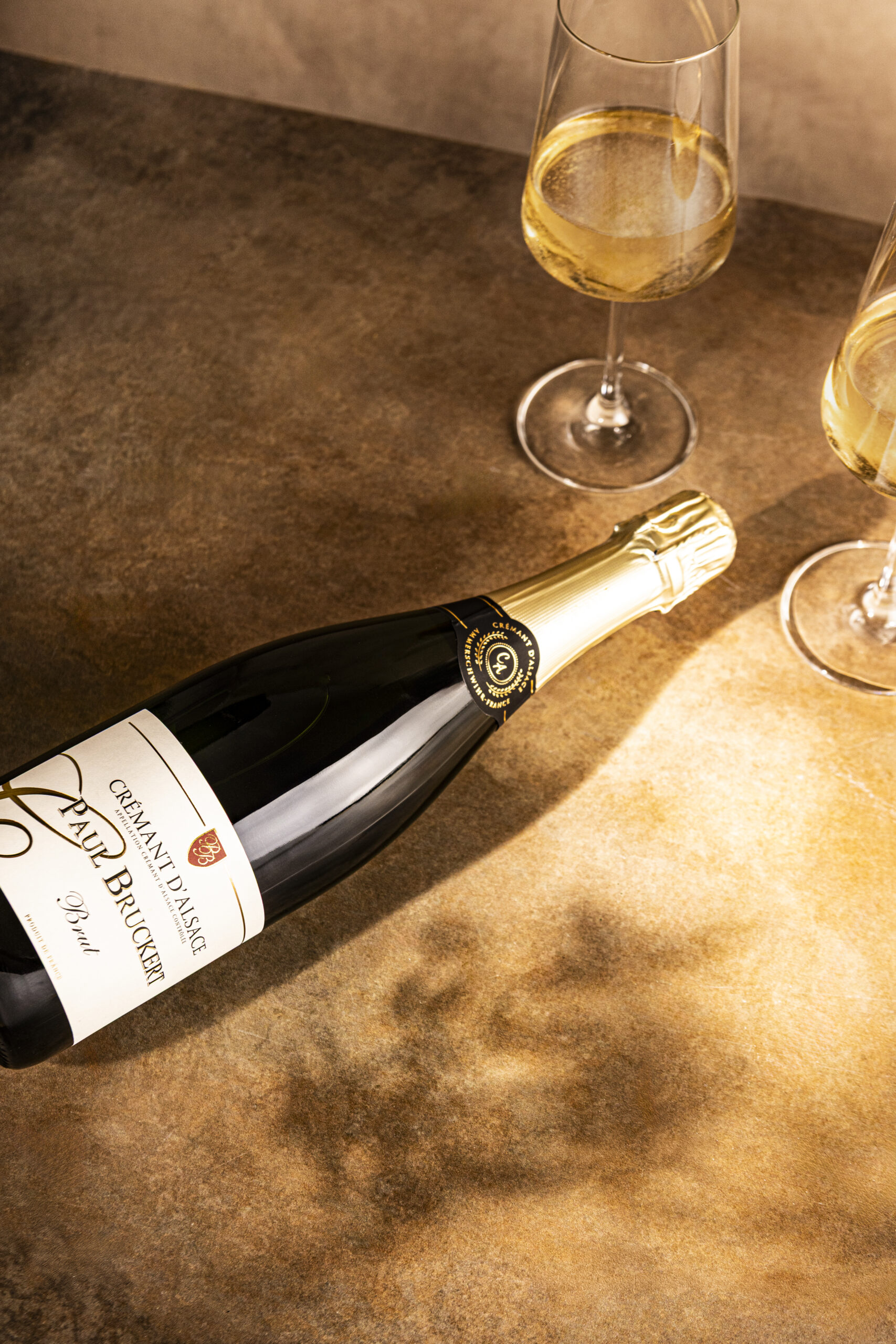 crémant Alsace , boissons, produit, haute de gamme ombres et lumières